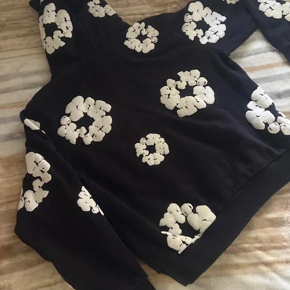 Black Denim Tears Hoodie Size Medium - Picture 2 of 3